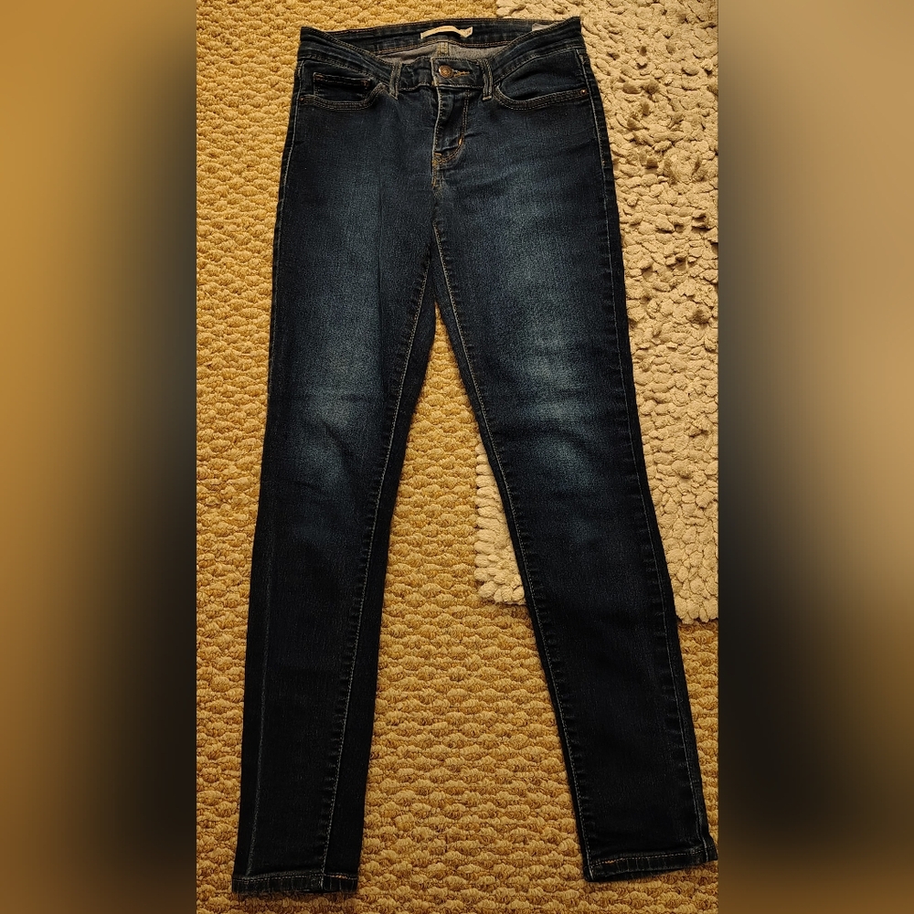 Levi's 711 Skinny Jeans